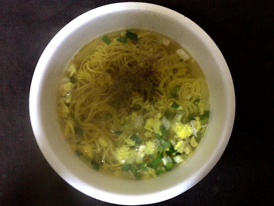 日清麵職人 柚子しおラーメン|ばーさんさん