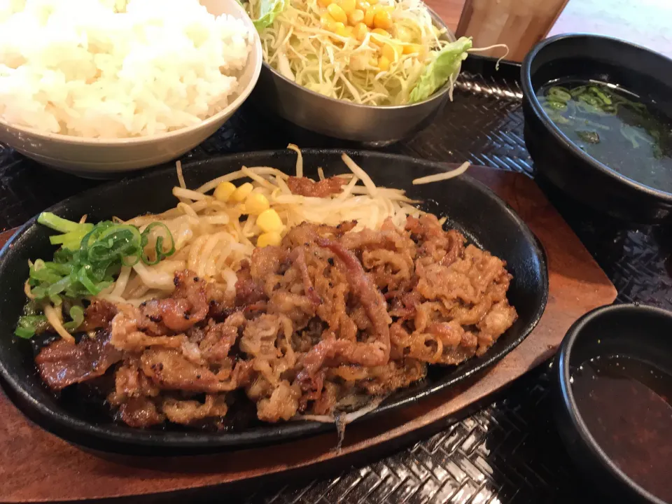 カルビ定食（ご飯大盛り）🐮|まさとさん