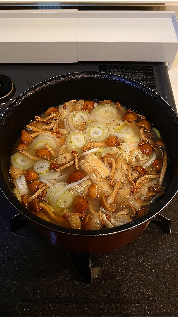 Snapdishの料理写真:足付きなめことねぎのお味噌汁|ねこさんさん