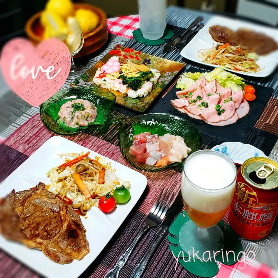 Snapdishの料理写真:💗リブロースステーキ
💗お刺身盛合せ
💗ネギトロ
💗ハムサラダ
💗菜の花のちらし寿司
💗王林🍏
💗本麒麟で✨🍻🎶|yukaringoさん