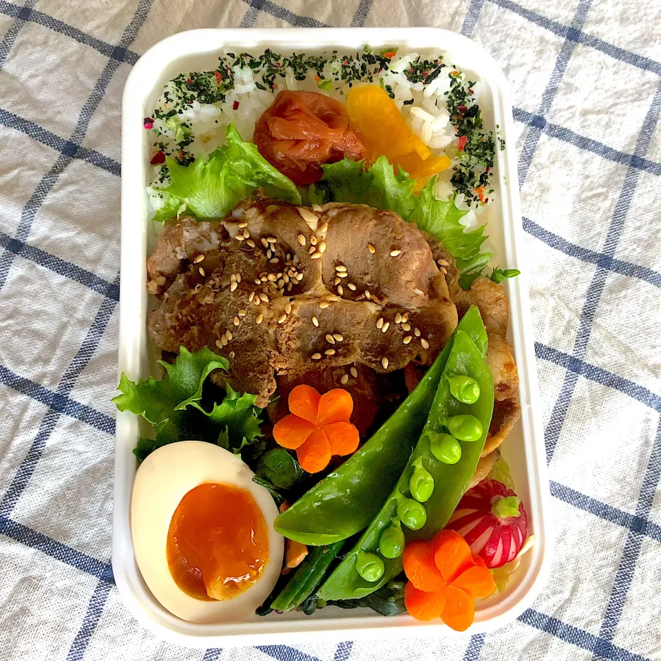 Snapdishの料理写真:豚肉の生姜焼き|emichococo625さん