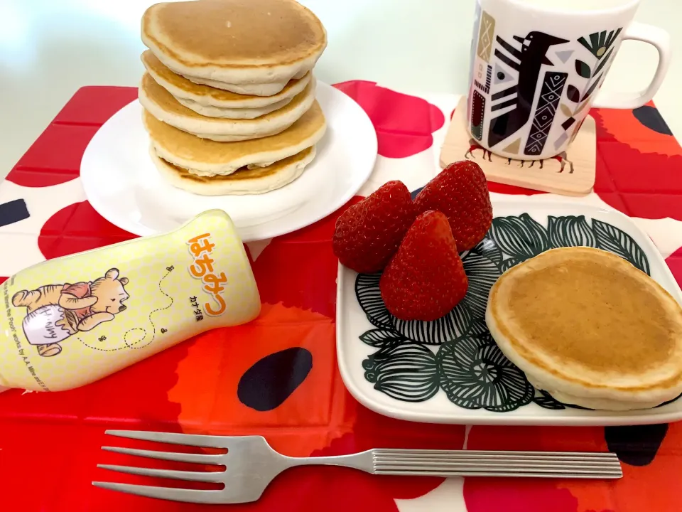 パンケーキ🥞💕🍓|manamaruさん