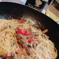 Snapdishの料理写真:サバトマトパスタ|がーさんさん