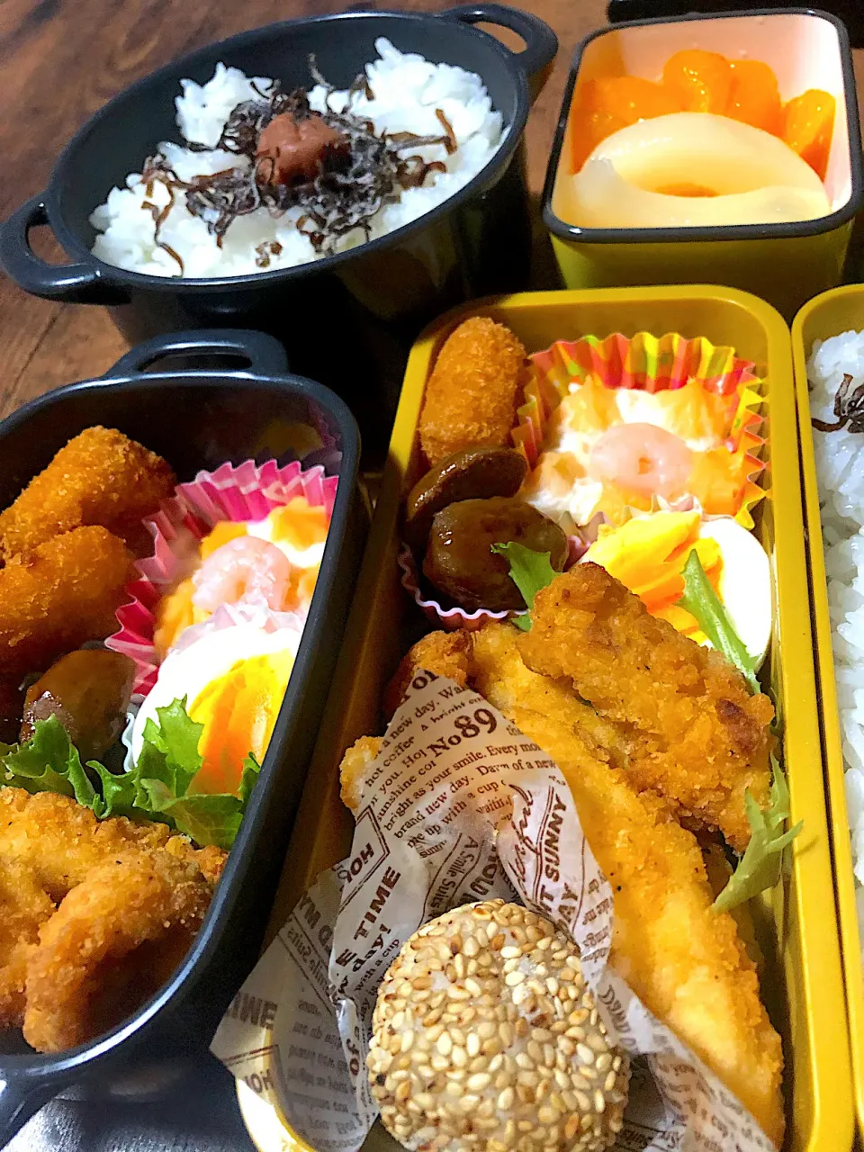 Snapdishの料理写真:2020.02.18 旦那様、娘弁当🍀|fuuuuさん