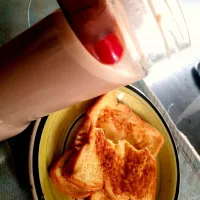 Snapdishの料理写真:French toast for brunch|Danis_stomachlanguageさん