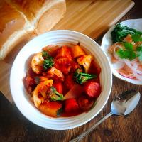 洋風料理にもこれうまつゆ　冬野菜と鶏肉のトマト煮　パウンド型で焼いた山食　#これうまつゆひろめ隊