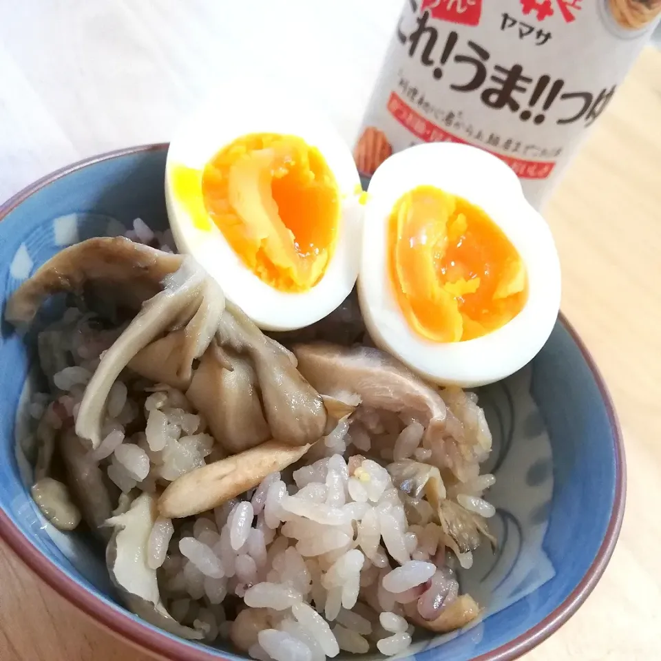 これ！うま！！つゆできのこたっぷり炊き込みご飯&半熟味付け玉子💕|M子⁽⁽ ◟(∗ ˊωˋ ∗)◞ ⁾⁾さん