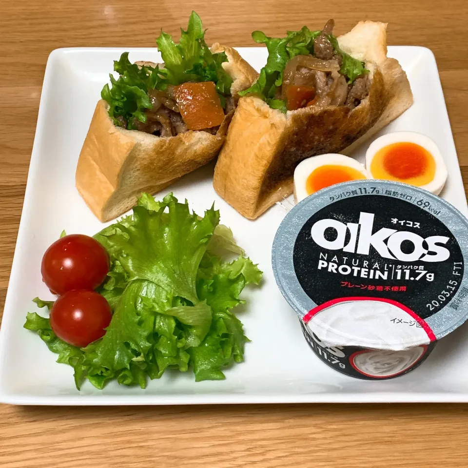 お弁当で余ったプルコギをサンド|ヤマネコさん