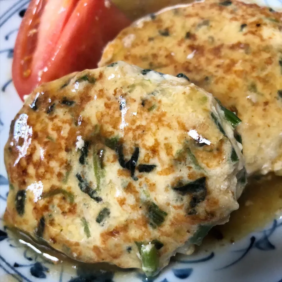 うまつゆでカンタン豆腐とほうれん草のつくねバーグ|Cuisineさん