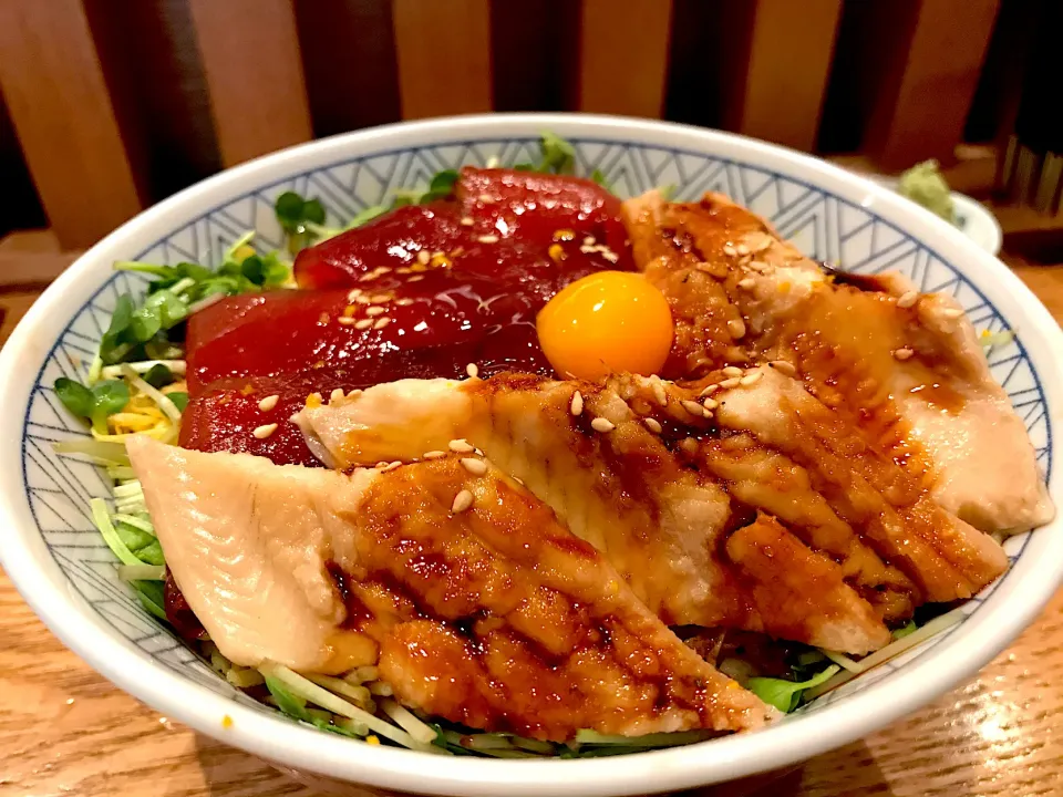 づけ鮪穴子丼|ちっきーさん