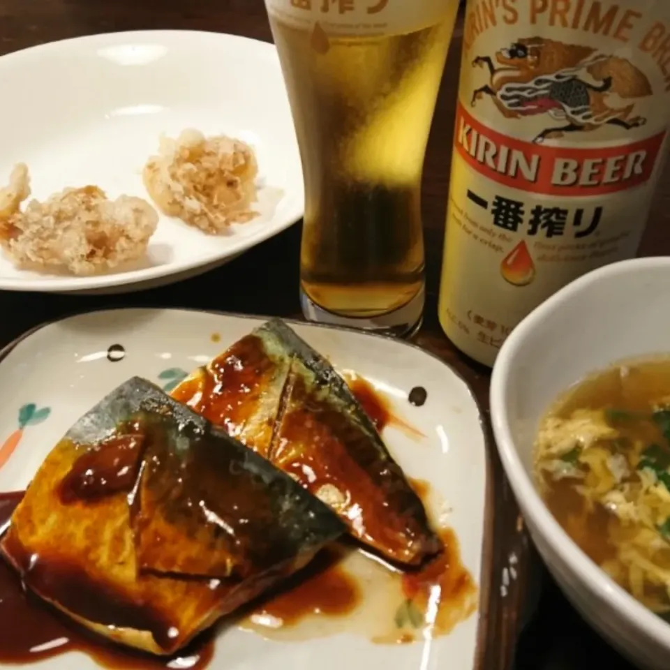 Snapdishの料理写真:鯖味噌で乾杯(*^^*)|しーPaPaさん