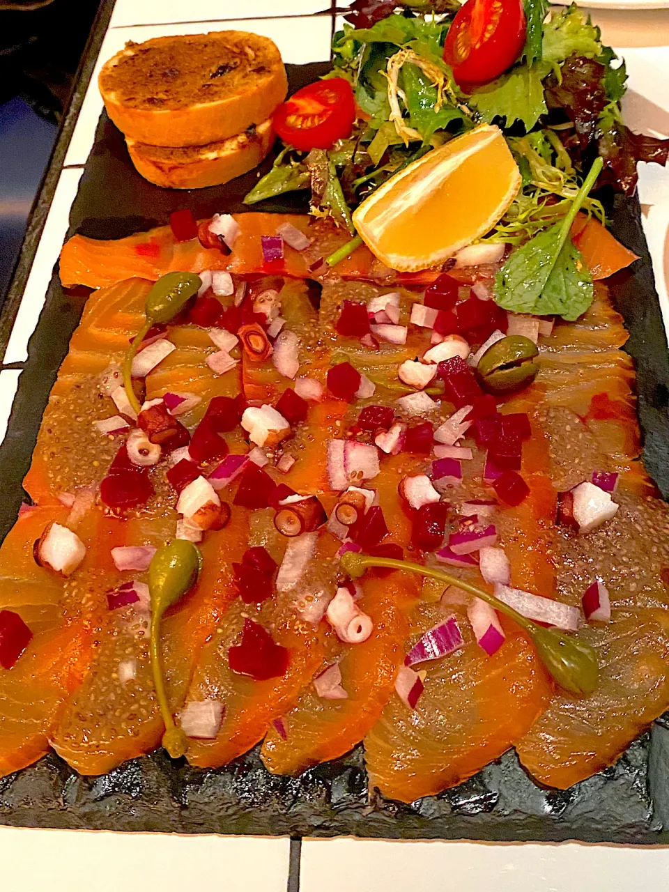 Smoked salmon, carpaccio, octopus, yuzu & chia vinaigrette|skyblueさん