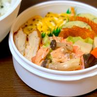 🌸 お弁当 ☺︎ 鮭とキャベツの炒めもの他 🌸