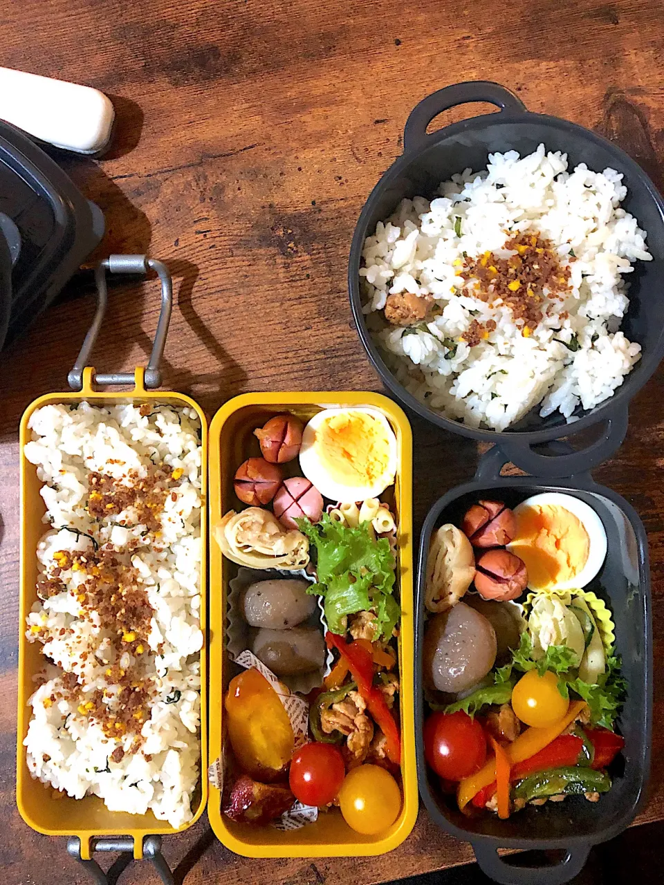 Snapdishの料理写真:2020.02.19 旦那様・娘弁当🍀|fuuuuさん