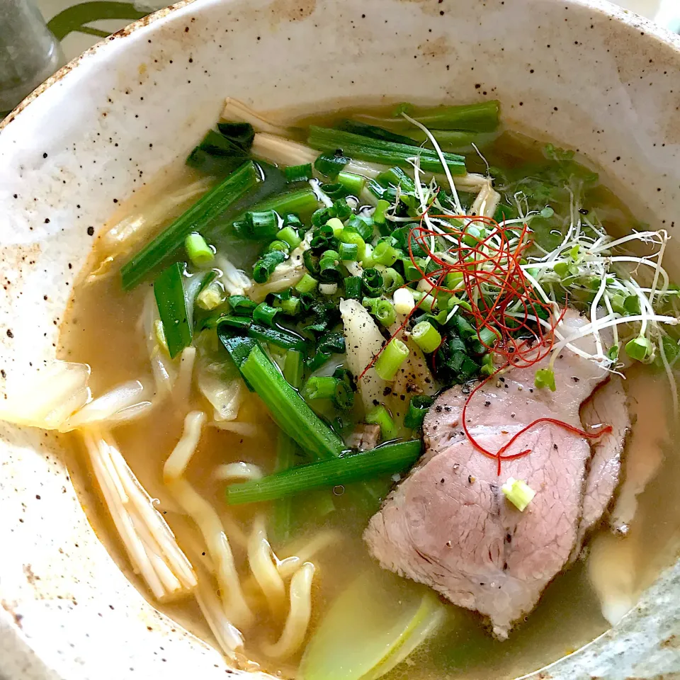 チャーシューの本領発揮✨味噌ラーメン🍜|てるみさん