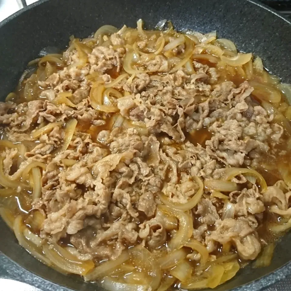 牛丼🐮|しまだ ちえこさん