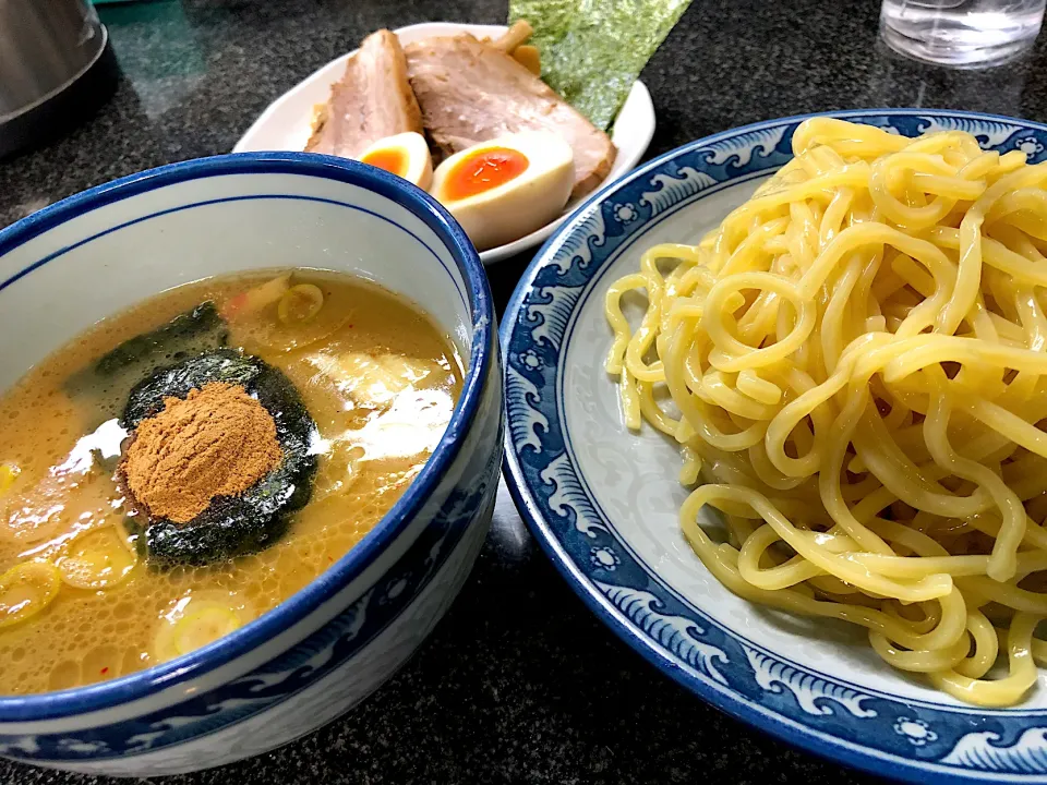 Snapdishの料理写真:特製つけ麺＠縁者・甲府|らーめん好き！さん