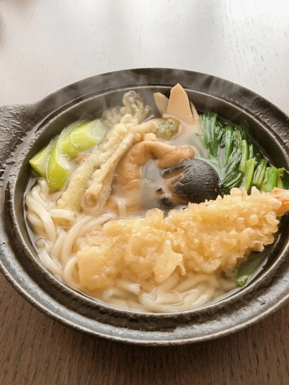 Snapdishの料理写真:2/20 鍋焼きうどん💗|あーるさん