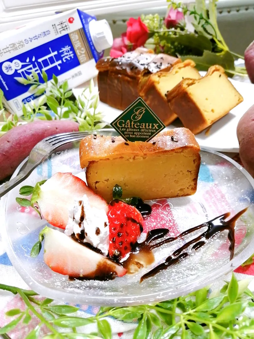 Snapdishの料理写真:糀甘酒の素でお芋のほっくりケーキ♡♡|Kutanmam.さん