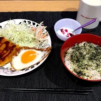 Snapdishの料理写真:アジフライと目玉焼き|グレナダ君さん