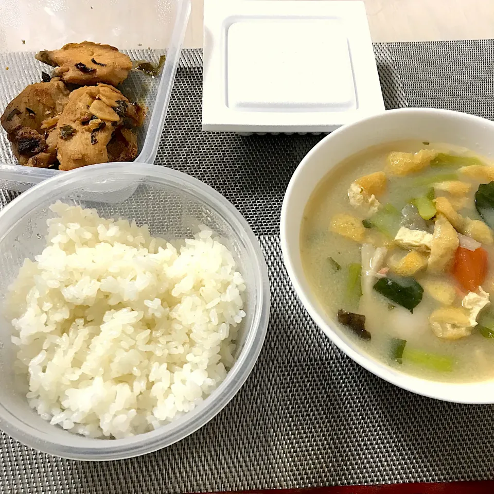 鮭の味噌汁|みんごはんさん