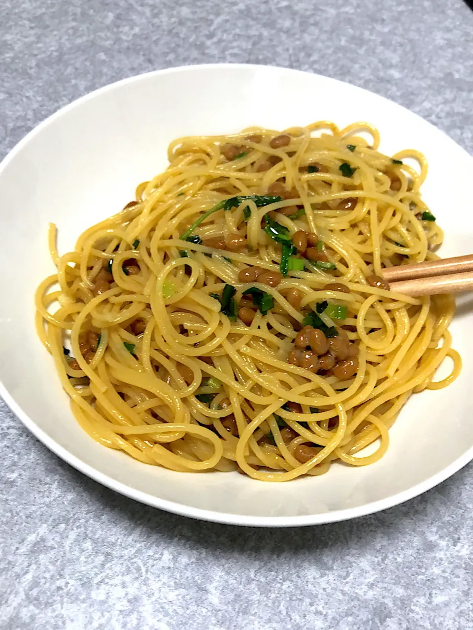 Snapdishの料理写真:バター醤油納豆パスタ|Ryoheiさん