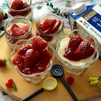 大分の苺ベリーツ🍓を添えて🌸 トゥルントゥルン甘酒みるく苺プリンはいかが?