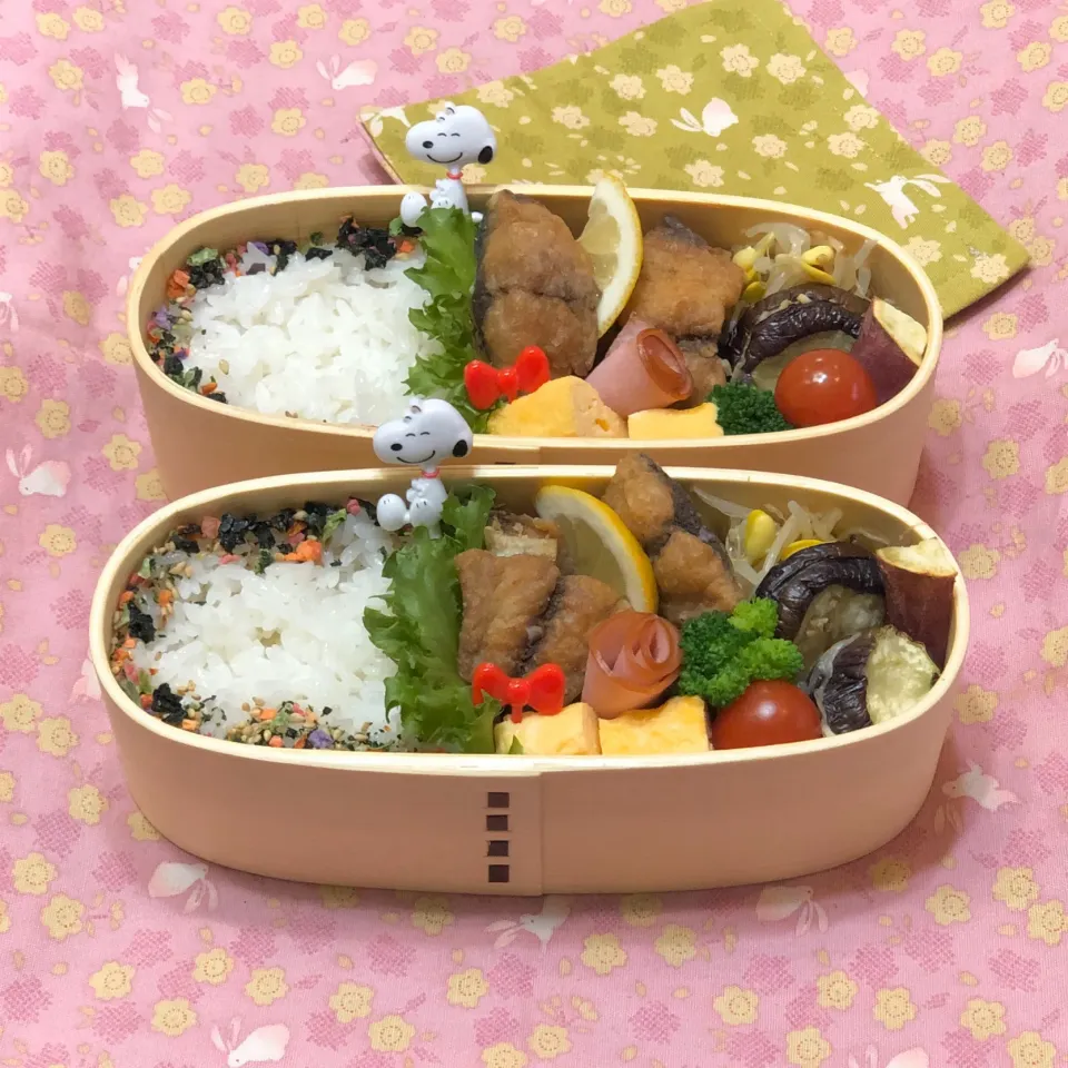 アジ唐揚げ☘の双子ちゃんお弁当💙❤️ 2/21 金|sweet homeさん