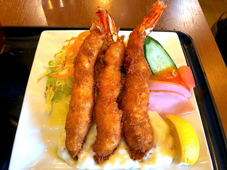 海老フライ定食🍤🍤🍤|buhizouさん