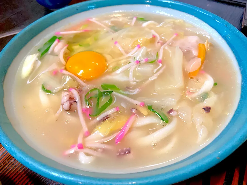 今日のおすすめ「ちゃんぽんうどん」だそうな|にゃあ（芸名）さん