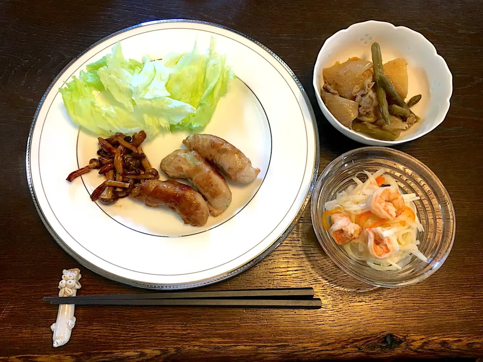 Snapdishの料理写真:アボカドの肉巻き、肉じゃが、エビと野菜のマリネ|カドラさん