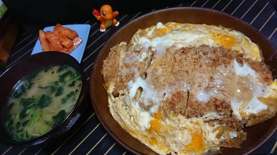 Snapdishの料理写真:チキンカツ丼|ミキ♂さん