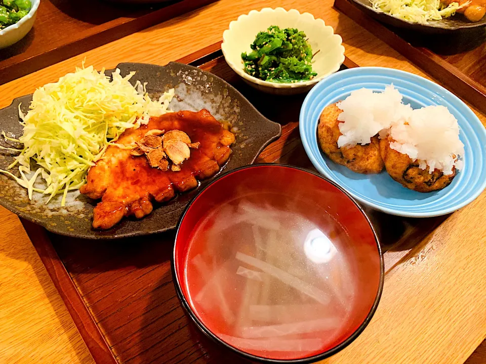 我が家の晩ごはん🍚トンテキ、手作り飛竜頭、菜の花のナムル、中華スープ|いちごさん