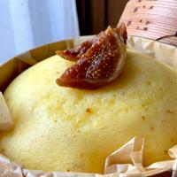 蒸籠でたまご蒸しパンinイチジクの紅茶煮☕︎