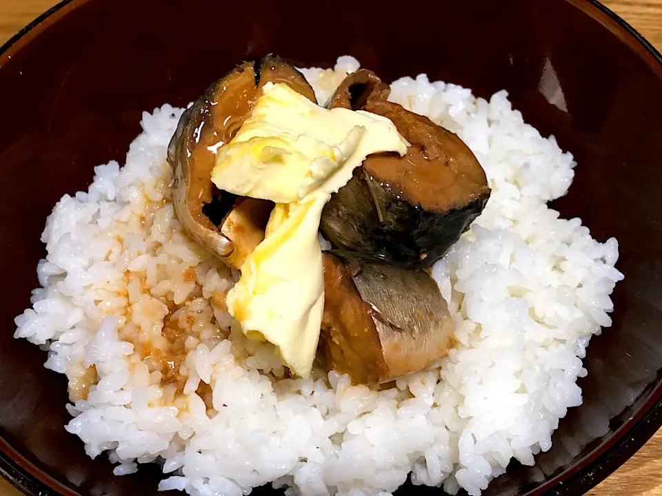 ☆さば味噌マーガリンご飯|まぁたんさん