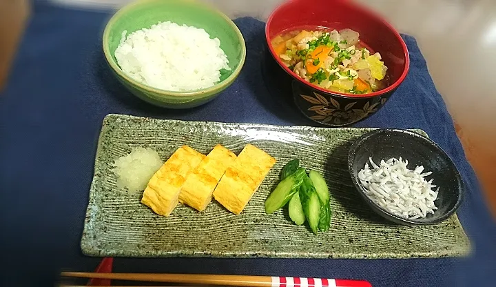 和食の朝ごはん✨|びせんさん