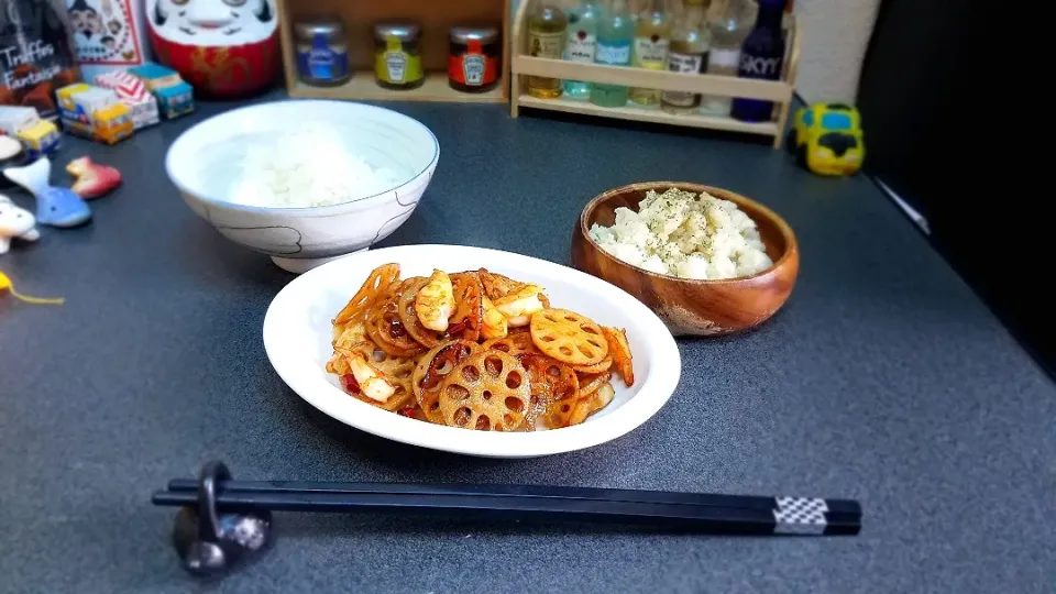 沼と沼を足したら…
エビレンコンきんぴらに😋|masaki .fさん