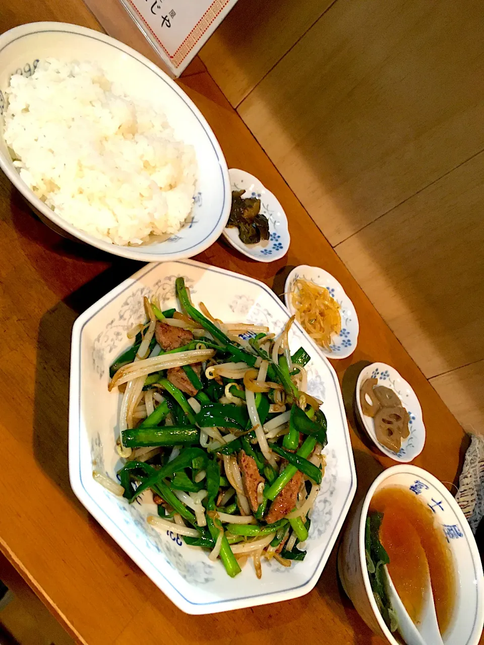 Snapdishの料理写真:ニラレバ炒め定食|正暁さん