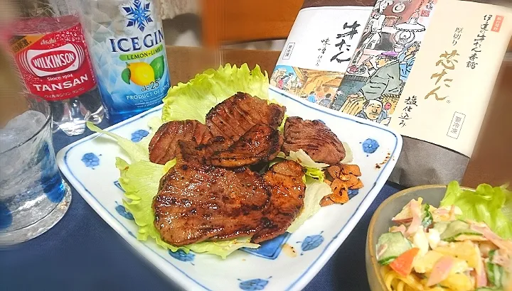 仙台名産  牛たん🐮
 スパサラ🥗|びせんさん