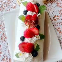 マダム とんちんの料理　お誕生日のシフオンロールケーキ