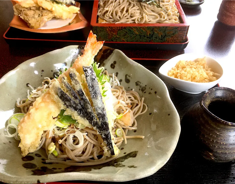 Snapdishの料理写真:休日昼ごはん　天おろし蕎麦　　　　　　2020.2.24|Yu Yu mamaさん