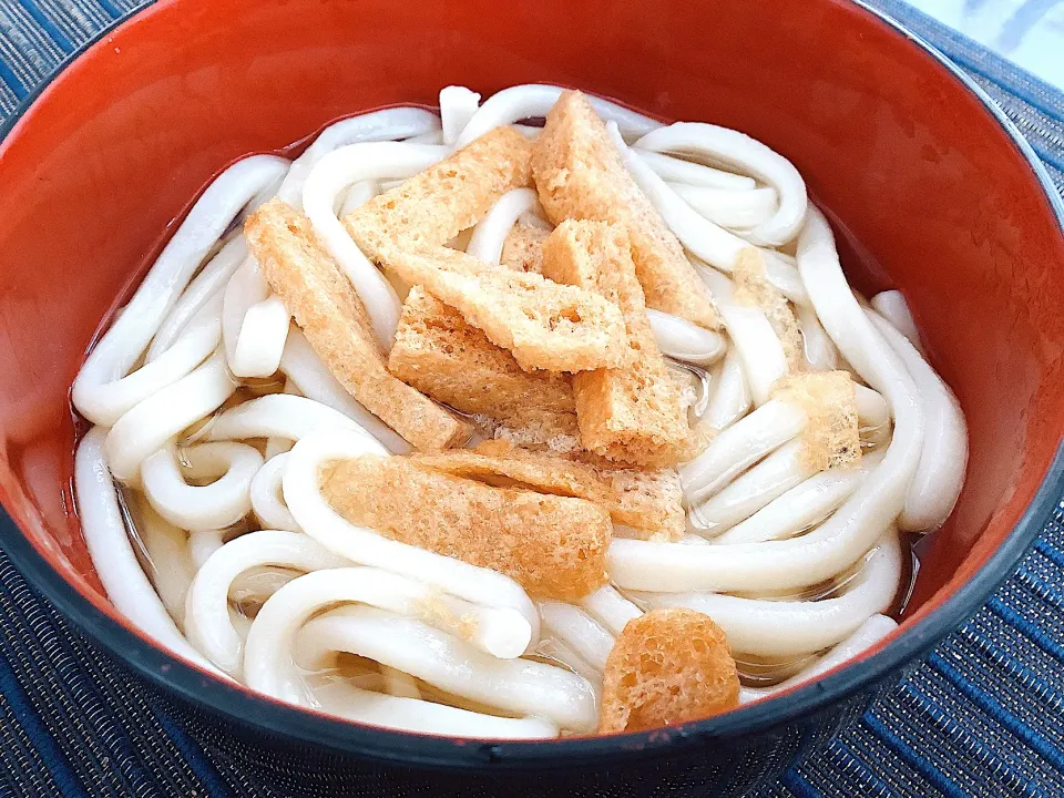 四国香川県で買ってきた「たむらさん」の讃岐うどん😋|アライさんさん