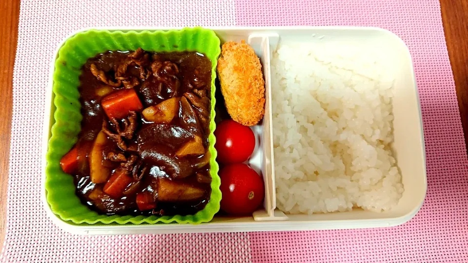 Snapdishの料理写真:ビーフシチュー❤️旦那さんお弁当🎵😊|かおるcitronさん