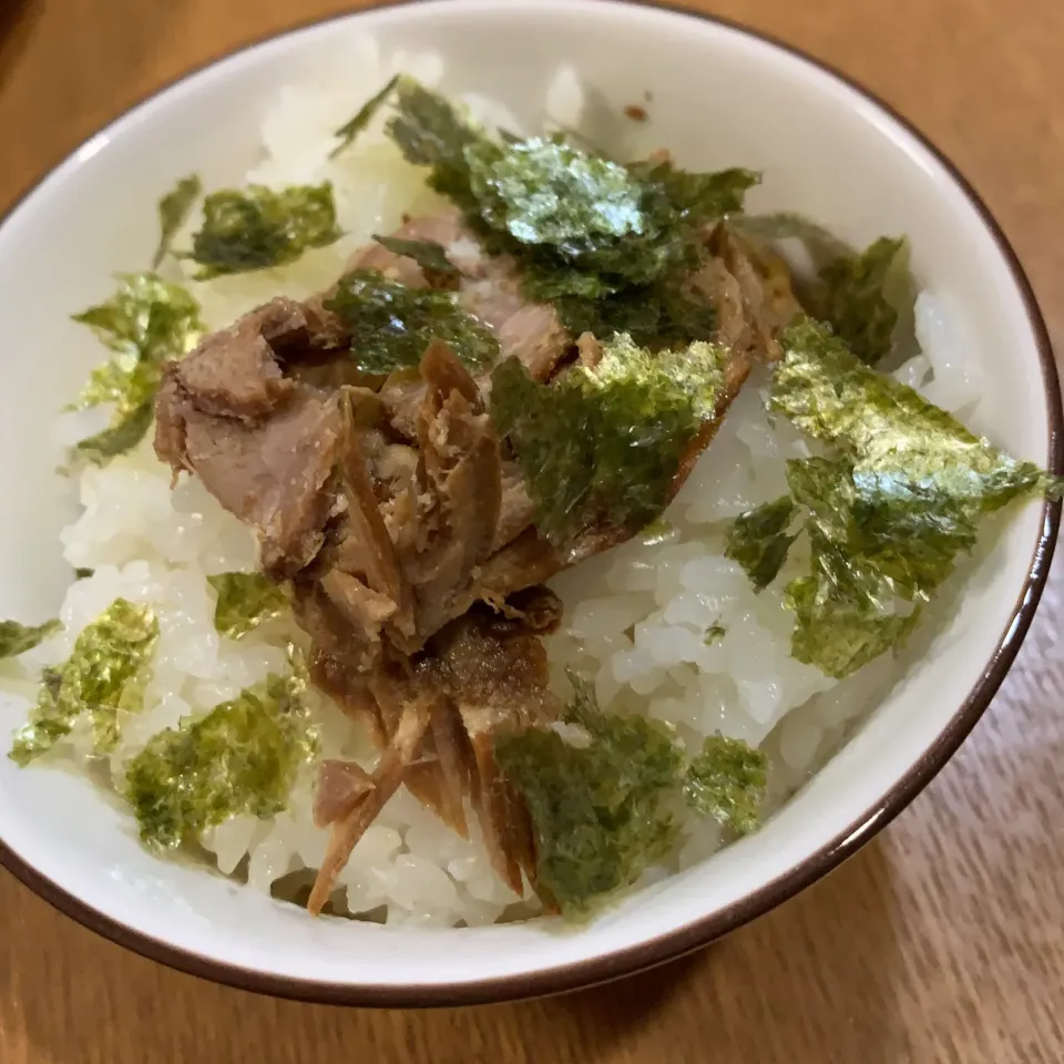 ラーメン屋さんのチャーシューをご飯にドーン!!|みみりんさん