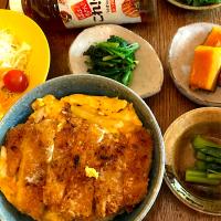 晩ごはん #かつ丼  #これうまつゆを使って作った常備菜  #これうまつゆ  #これうまつゆひろめ隊  #これうまキャンペーン  #ほうれん草のおひたし  #かぼちゃ煮物  #どんな野菜にも合うので作るのが楽しくなります♪