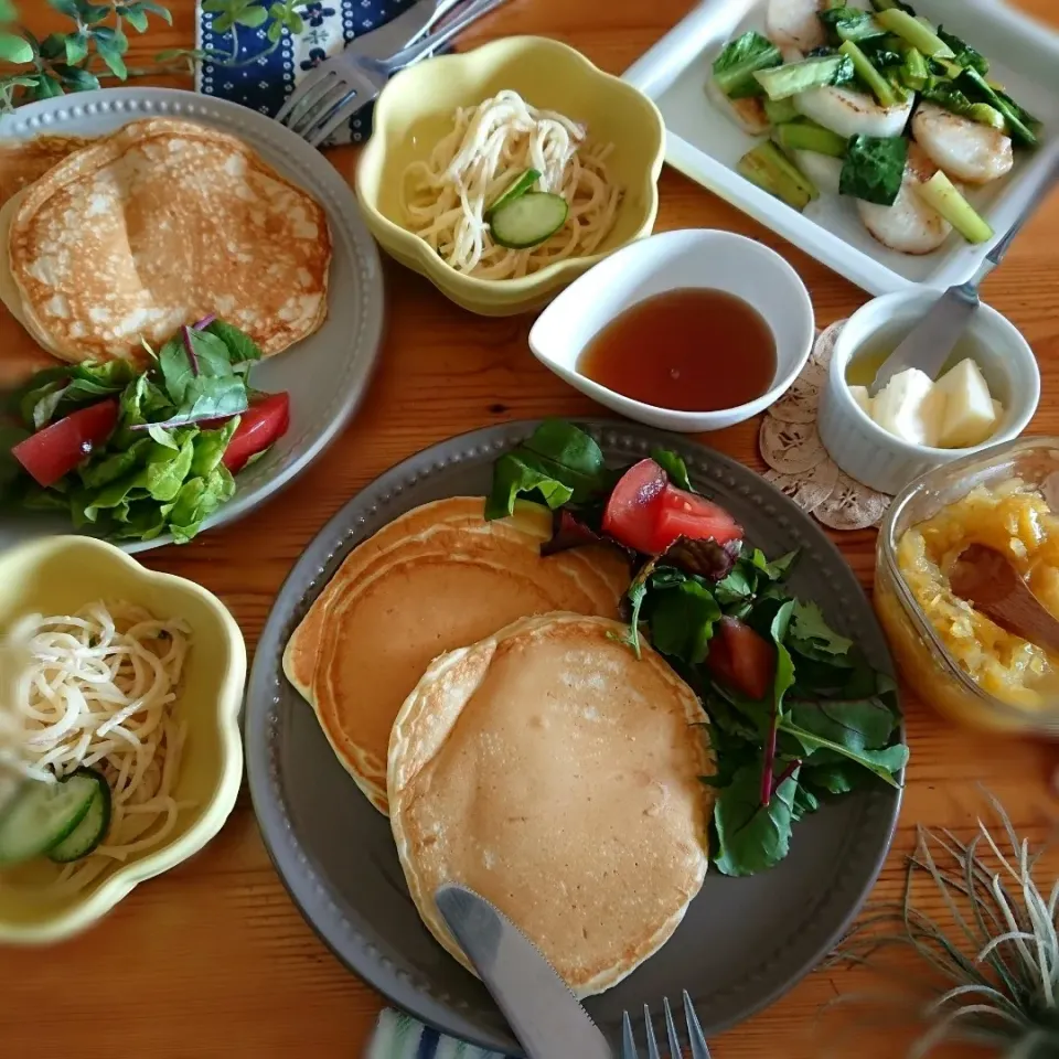 ヨーグルト入りしっとりパンケーキで
お食事ランチ🍴|とまと🍅さん