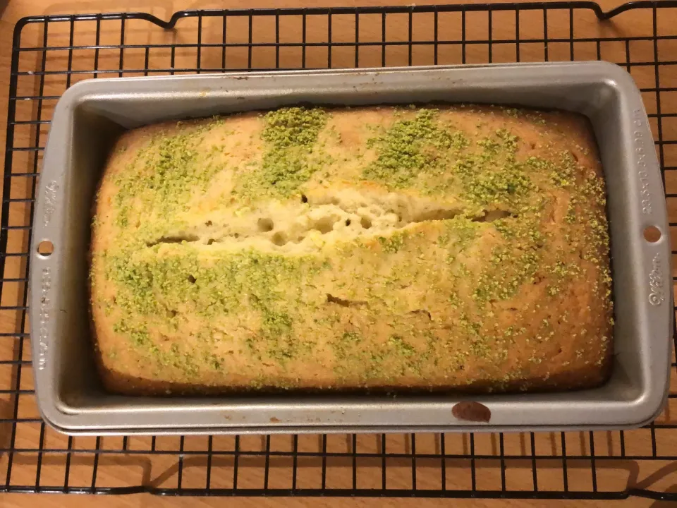 Pistachio cake|parisazarniushさん