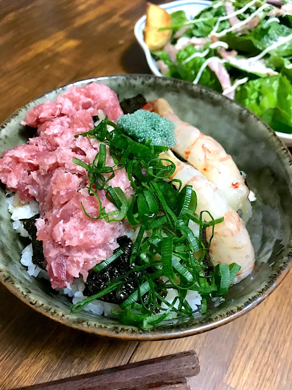 Snapdishの料理写真:海鮮えび丼|はるみ(o^^o)さん