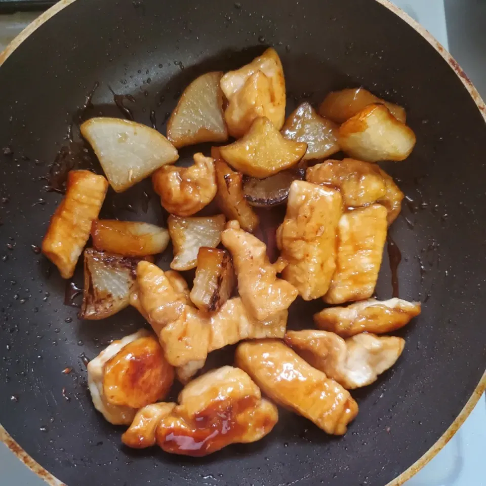 鶏むね肉と大根の黒酢煮|あげなすさん