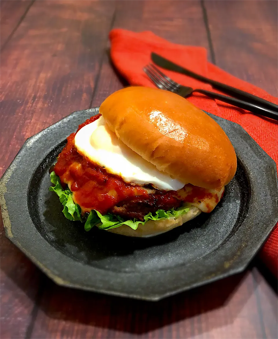 チーズバーガー🍔前から大きいヤツ食べてみたかったので作って食べて幸せ✧*｡(ˊᗜˋ*)✧*｡|AXさん